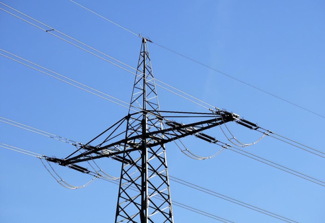 Equipo de Planstart trabajando en proyecto de almacenamiento energético